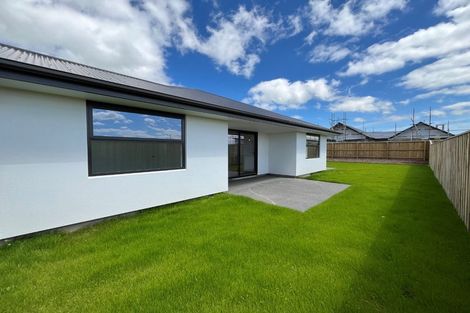 Photo of property in 16 Privet Way, Rolleston, 7678