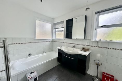 Photo of property in 15 Harley Grove, Boulcott, Lower Hutt, 5010