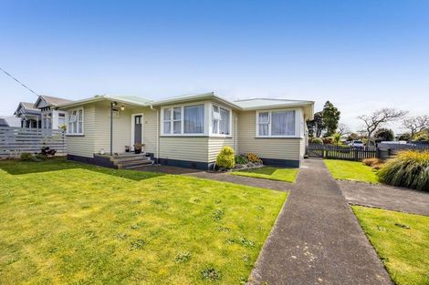 Photo of property in 25 Waihi Road, Hawera, 4610