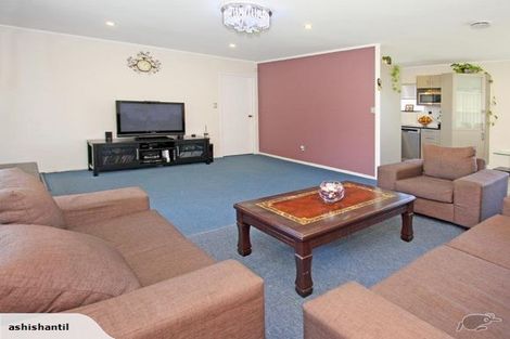 Photo of property in 2/14 Leven Lane, Totara Heights, Auckland, 2105