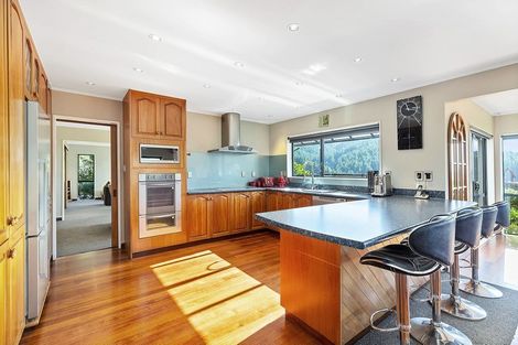 Photo of property in 40 Peterhouse Street, Tawa, Wellington, 5028