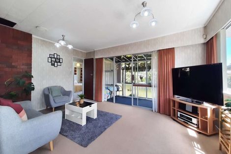 Photo of property in 27 Browning Crescent, Owhata, Rotorua, 3010