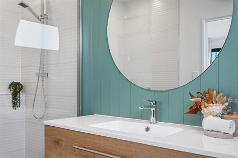 Photo of property in 22 Mcquillan Avenue, Woodend, 7610