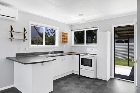 Photo of property in 64 Ketemarae Road, Normanby, Hawera, 4614