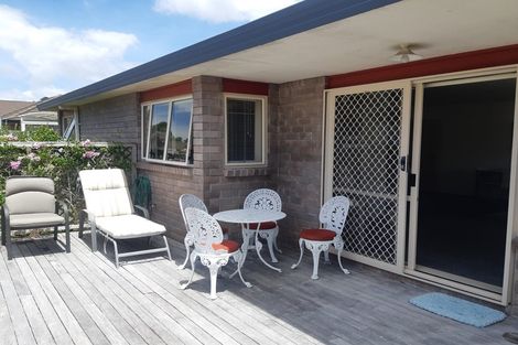Photo of property in 5 The Boulevard, Red Beach, 0932
