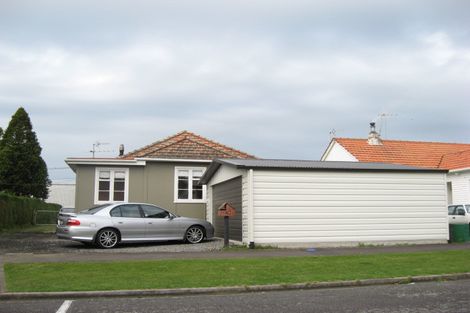 Photo of property in 13 Clinton Street, Fitzroy, New Plymouth, 4312
