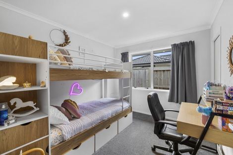 Photo of property in 8 Kanapa Close, Papamoa, 3118