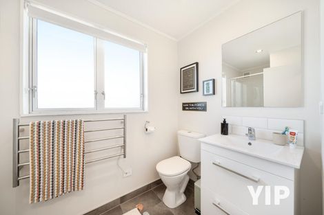 Photo of property in 12 Maraval Crescent, Grenada Village, Wellington, 6037
