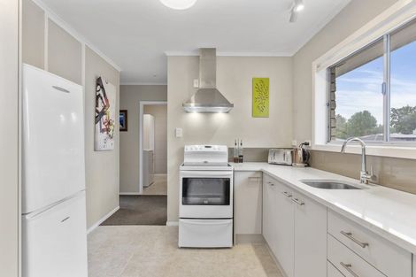 Photo of property in 4/15 O'halloran Road, Howick, Auckland, 2014