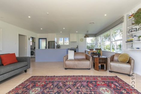 Photo of property in 15 Albert Street, Riverhead, 0820