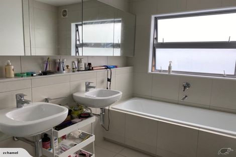 Photo of property in 10 Waterloo Road, Milford, Auckland, 0620