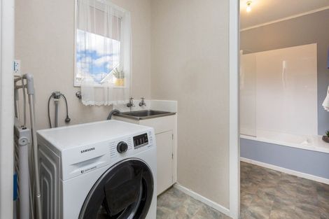 Photo of property in 2/528 Fergusson Drive, Trentham, Upper Hutt, 5018