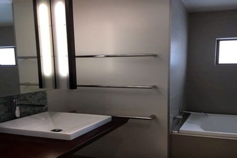 Photo of property in 7/277 Tamaki Drive, Kohimarama, Auckland, 1071