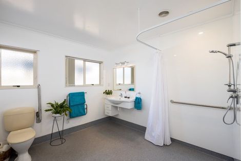 Photo of property in 16 Tukapa Street, Westown, New Plymouth, 4310