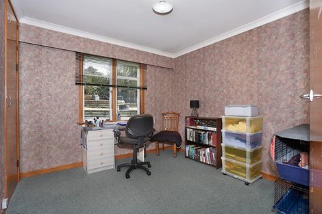 Photo of property in 34 Milne Street, Hunterville, 4730