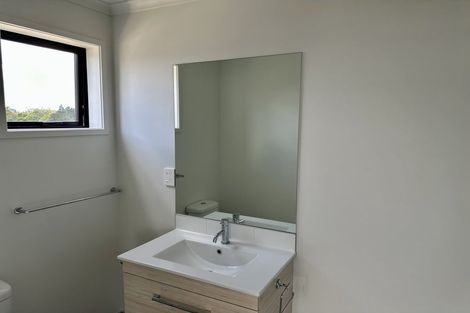 Photo of property in 1090a Great North Road, Point Chevalier, Auckland, 1022