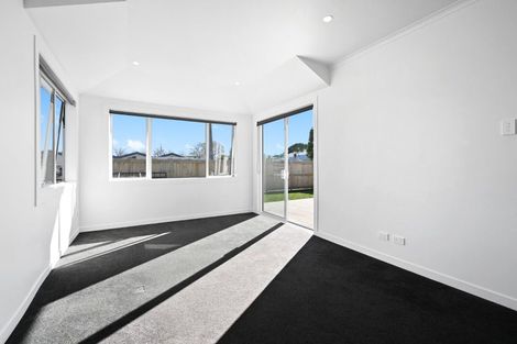 Photo of property in 198 Shakespeare Street, Leamington, Cambridge, 3432