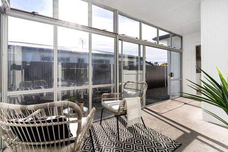 Photo of property in 17 Woodgrove Avenue, North New Brighton, Christchurch, 8083