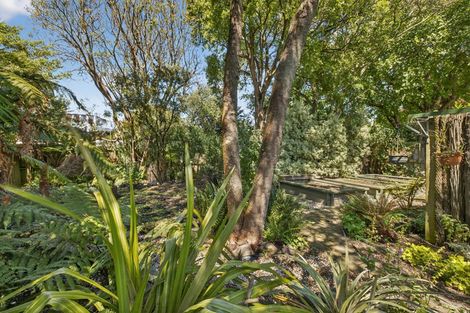 Photo of property in 11 Bevington Street, Avonhead, Christchurch, 8042