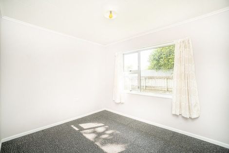 Photo of property in 3 Seddon Street, Takaro, Palmerston North, 4412