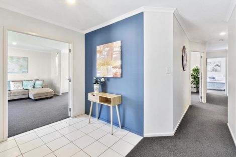 Photo of property in 109 Charles Prevost Drive, The Gardens, Auckland, 2105