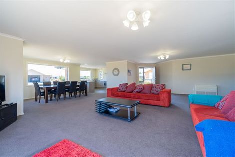 Photo of property in 16 Cunaris Way, Te Anau, 9600