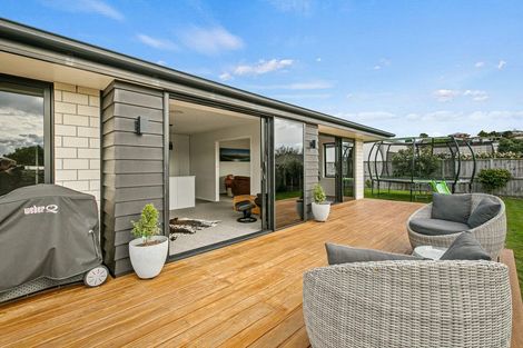 Photo of property in 7 Terli Way, Glen Avon, New Plymouth, 4312