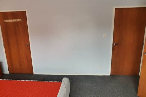 Photo of property in 35 Malmo Place, Massey, Auckland, 0614