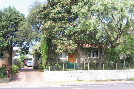 Photo of property in 96a Hillsborough Road, Hillsborough, Auckland, 1042