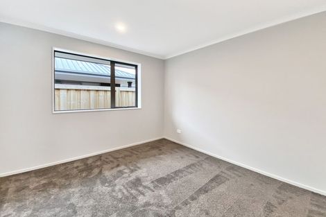 Photo of property in 14 Herridge Street, Woodend, 7691