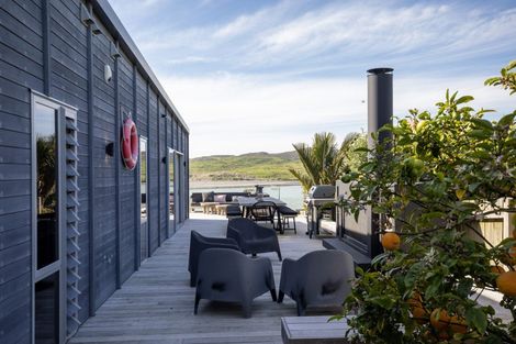 Photo of property in 115 Riria Kereopa Memorial Drive, Raglan, 3297