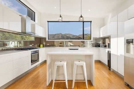 Photo of property in 39 Melmore Terrace, Cromwell, 9310