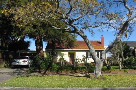 Photo of property in 6 Kaimata Street, Brooklands, New Plymouth, 4310