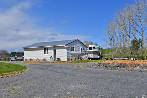 Photo of property in 533 Settlement Road, Kaiwaka, 0573