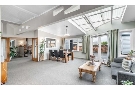 Photo of property in 283 Yarrow Street, Richmond, Invercargill, 9810