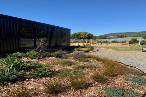 Photo of property in 43 Rhodes Street, Waimate, 7924