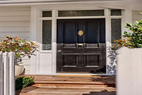 Photo of property in 25 Newman Terrace, Thorndon, Wellington, 6011