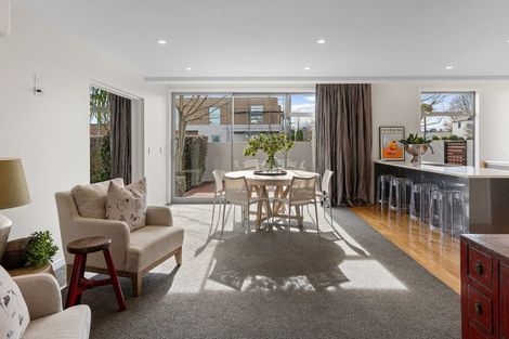 Photo of property in 20 Holmwood Road, Merivale, Christchurch, 8014