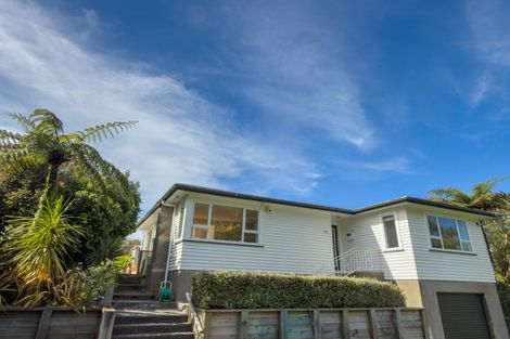 Photo of property in 75 Clifford Road, Johnsonville, Wellington, 6037