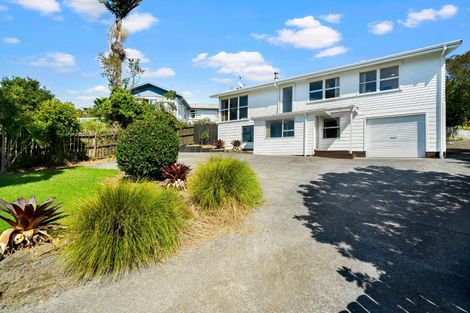 Photo of property in 1/8 Ludlow Terrace, Totara Vale, Auckland, 0627