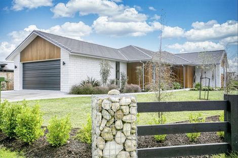 Photo of property in 86 Solway Crescent, Solway, Masterton, 5810