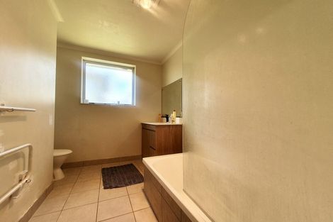 Photo of property in 3a Margarita Rise, Pukekohe, 2120