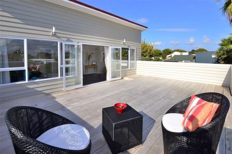 Photo of property in 40 Laurence Street, Manly, Whangaparaoa, 0930