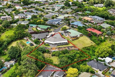 Photo of property in 15 Bella Villa Drive, Waiuku, 2123