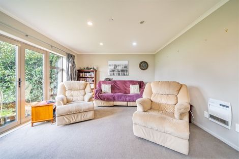 Photo of property in 46 Evergreen Crescent, Trentham, Upper Hutt, 5018