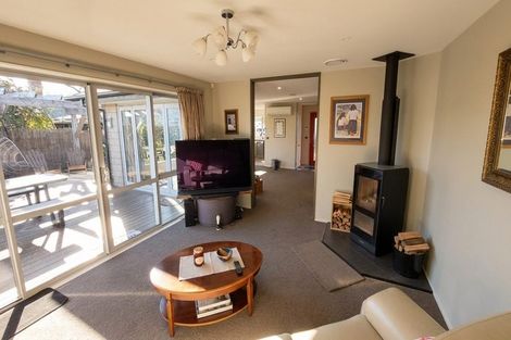 Photo of property in 5 Oak Tree Lane, Rangiora, 7400