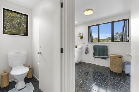 Photo of property in 15 Townsend Road, Paraite, New Plymouth, 4373