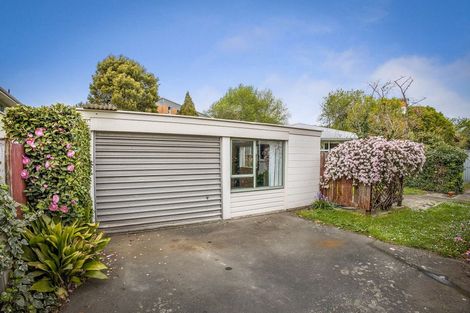Photo of property in 3 Newbridge Place, Ilam, Christchurch, 8041