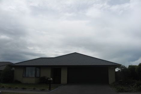 Photo of property in 16 Excalibur Place, Burwood, Christchurch, 8083