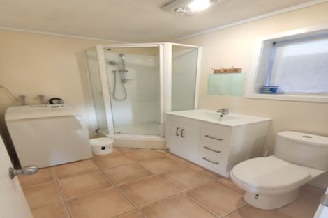 Photo of property in 49 Stanniland Street, Sunnyhills, Auckland, 2010